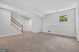 8010 Homefield Dr, Landover, MD 20785 - Photo 33