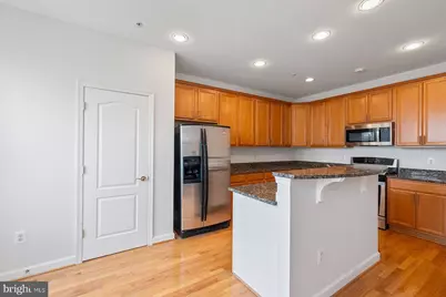 8010 Homefield Drive, Landover, MD 20785 - Photo 9