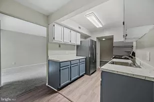 11204 Cherry Hill Rd, Beltsville, MD 20705 - Photo 9