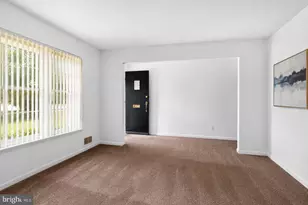 7314 Lois Ln, Lanham, MD 20706 - Photo 3