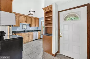 4814 Hollywood Rd, College Park, MD 20740 - Photo 9