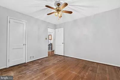 4814 Hollywood Road, College Park, MD 20740 - Photo 17