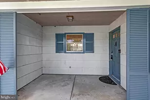 2405 Kelsey Ln, Bowie, MD 20715 - Photo 3