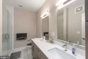 145 Riverhaven Dr, Oxon Hill, MD 20745 - Photo 13