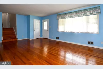 9205 Wellington Court, Lanham, MD 20706 - Photo 3