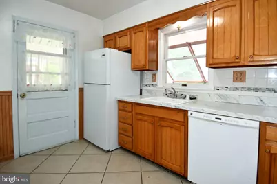 9205 Wellington Court, Lanham, MD 20706 - Photo 13
