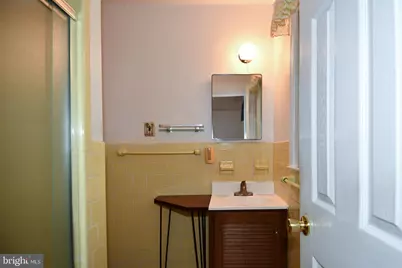 9205 Wellington Court, Lanham, MD 20706 - Photo 17