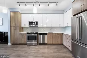 145 Riverhaven Dr, Oxon Hill, MD 20745 - Photo 13