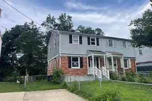 5902 Shoshone Dr, Oxon Hill, MD 20745 - Photo 1