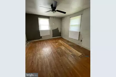5902 Shoshone Drive, Oxon Hill, MD 20745 - Photo 17