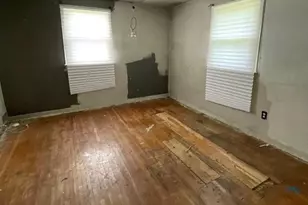 5902 Shoshone Dr, Oxon Hill, MD 20745 - Photo 17