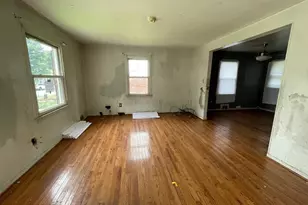 5902 Shoshone Dr, Oxon Hill, MD 20745 - Photo 3