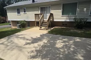 11710 N Marlton Ave, Upper Marlboro, MD 20772 - Photo 3