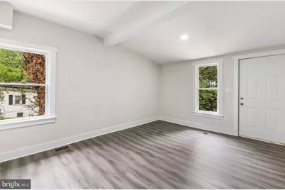 915 Eastern Avenue NE, Capitol Heights, MD 20743 - Photo 11