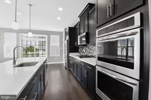 2922 Pinebrook Rd, Landover, MD 20785 - Photo 21
