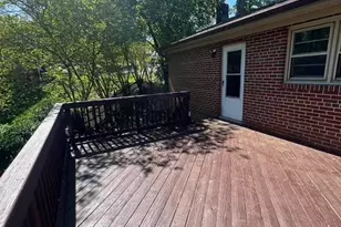 4114 Skyline Dr, Suitland, MD 20746 - Photo 5