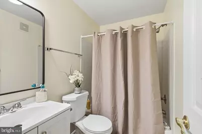 4240 Applegate Lane #5, Suitland, MD 20746 - Photo 27