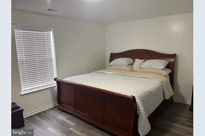 811 Falls Lake Drive, Bowie, MD 20721 - Photo 5