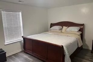 811 Falls Lake Dr, Bowie, MD 20721 - Photo 5