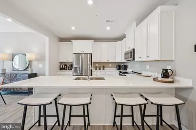 6704 Penrose Lane, Hyattsville, MD 20782 - Photo 9