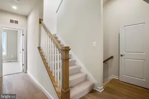 6714 Penrose Ln, Hyattsville, MD 20782 - Photo 11