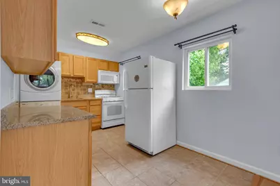 6944 Decatur Place, Hyattsville, MD 20784 - Photo 37