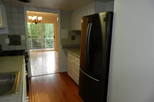 5956 Westchester Park Dr, College Park, MD 20740 - Photo 5