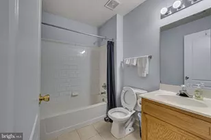 8961 Town Center Cir, Upper Marlboro, MD 20774 - Photo 11