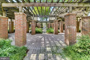 8961 Town Center Cir, Upper Marlboro, MD 20774 - Photo 19