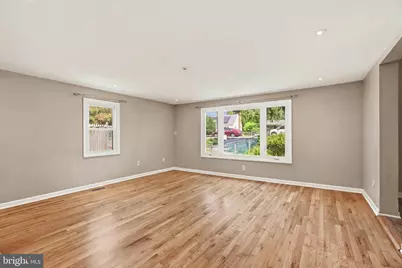 6713 Boxwood Drive, Morningside, MD 20746 - Photo 7