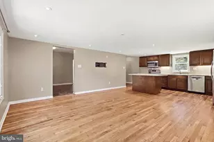 6713 Boxwood Dr, Morningside, MD 20746 - Photo 9