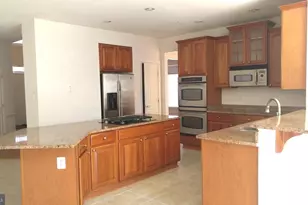 4415 Medallion Dr, Silver Spring, MD 20904 - Photo 11