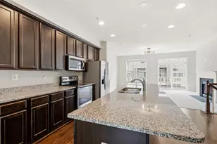 7427 Wood Mdw Wy, Lanham, MD 20706 - Photo 9