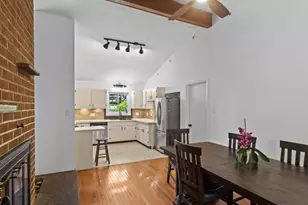 1811 Clayton Dr, Oxon Hill, MD 20745 - Photo 11