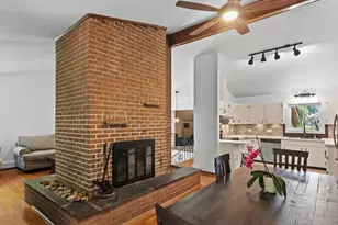 1811 Clayton Dr, Oxon Hill, MD 20745 - Photo 9