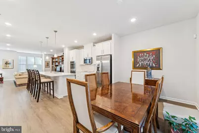 6025 Soho Way, Hyattsville, MD 20782 - Photo 11