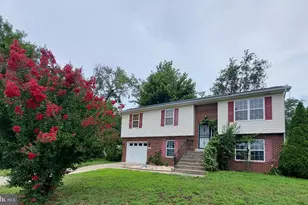 8904 Ballard Ln, Clinton, MD 20735 - Photo 1