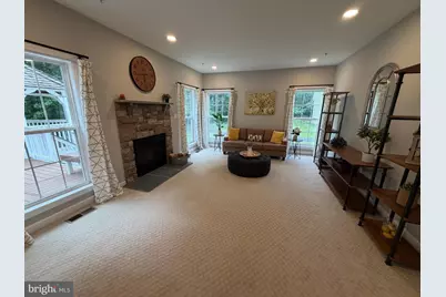 4016 Fox Gate Lane, Upper Marlboro, MD 20772 - Photo 23