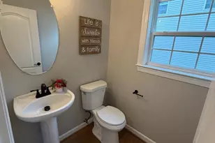 4016 Fox Gate Ln, Upper Marlboro, MD 20772 - Photo 11