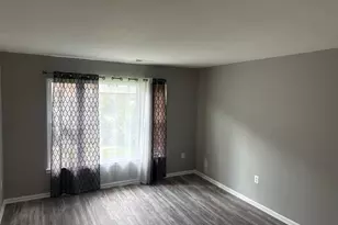 7737 Merrick Ln, Landover, MD 20785 - Photo 9