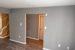 7737 Merrick Ln, Landover, MD 20785 - Photo 11