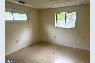 6002 Ladd Road, Suitland, MD 20746 - Photo 19