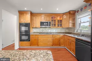 4808 Parkmont Ln, Upper Marlboro, MD 20772 - Photo 9