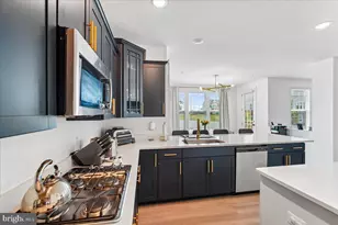 7018 Cor Crk Wy, Glenn Dale, MD 20769 - Photo 11
