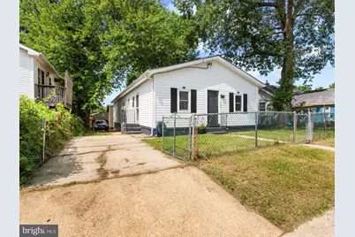 414 Carmody Hills Drive, Capitol Heights, MD 20743 - Photo 3