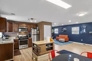 414 Carmody Hills Dr, Capitol Heights, MD 20743 - Photo 9