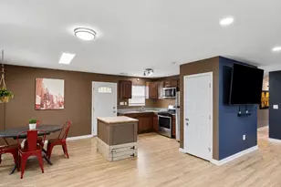 414 Carmody Hills Dr, Capitol Heights, MD 20743 - Photo 9