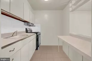 504 Wilson Bridge Dr, Oxon Hill, MD 20745 - Photo 25