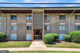 504 Wilson Bridge Dr, Oxon Hill, MD 20745 - Photo 1