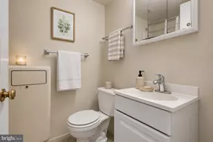 504 Wilson Bridge Dr, Oxon Hill, MD 20745 - Photo 41
